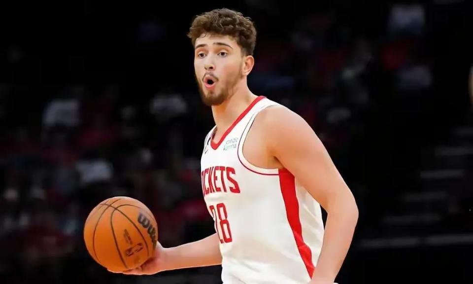 这是学萨博, 基奇和申京 这是学萨博, 基奇和申京