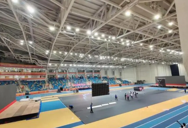 中国男女队, 础设施破旧 中国男女队, 础设施破旧